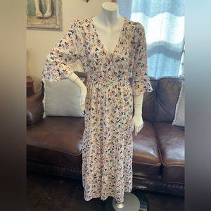 Hayden brand. Beautiful summer dress. Size M.